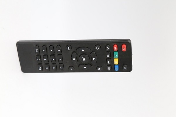 Infrared Den TV Remote Control 31 Keys plastic Material